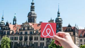 Logo Airbnb